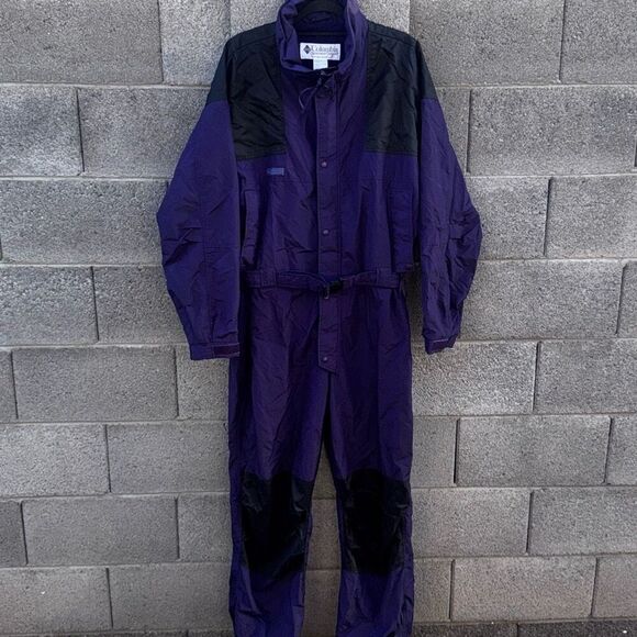 Y2K Columbia snowsuit ski suit snowboard winter suit. Men's X Large
